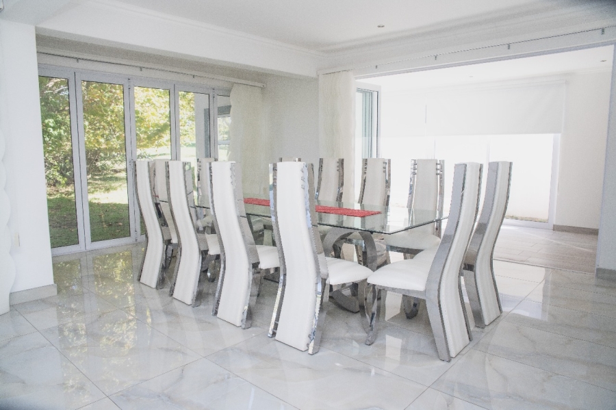 5 Bedroom Property for Sale in Beacon Bay Eastern Cape